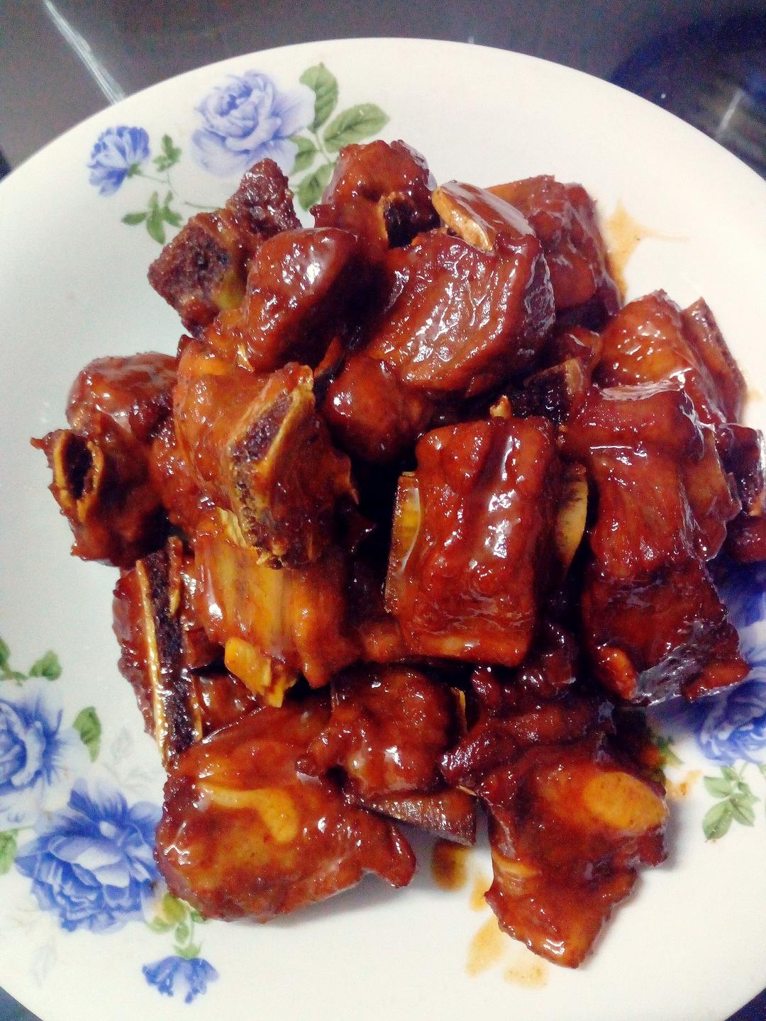 红烧 超级好吃的红烧小排 熊小鱼---做的超级好吃