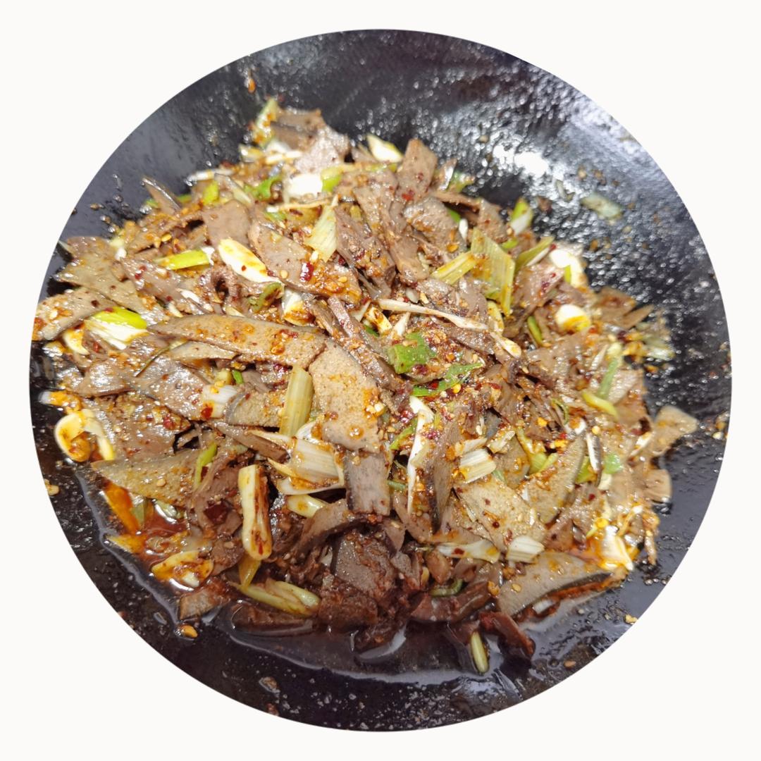 麻辣猪肝（拌碗托，凉皮，夹馍）