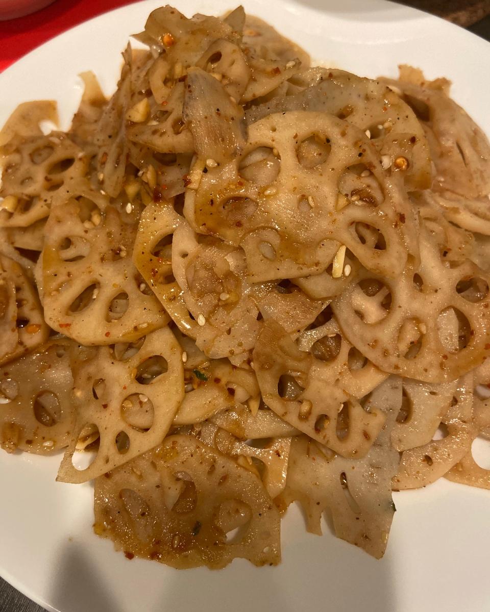 香辣藕片，那叫一个脆爽啊😱，老公根本吃不够