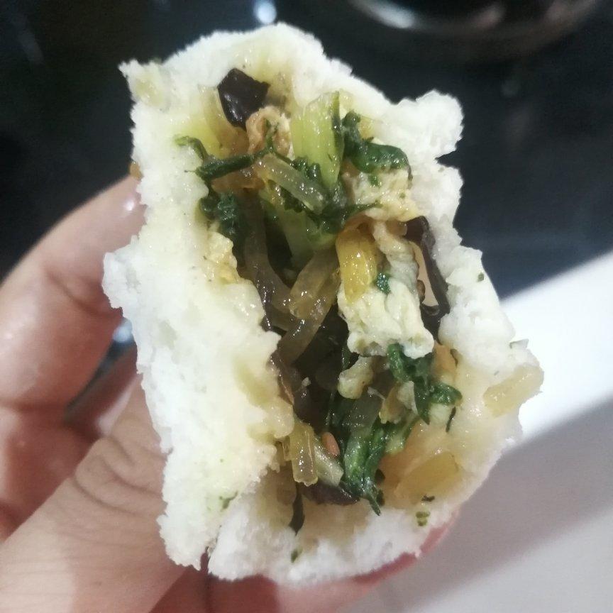 小白菜素馅包子