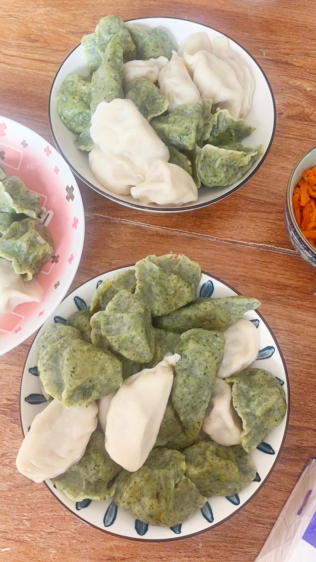 胡萝卜菌菇猪肉馅饺子的做法