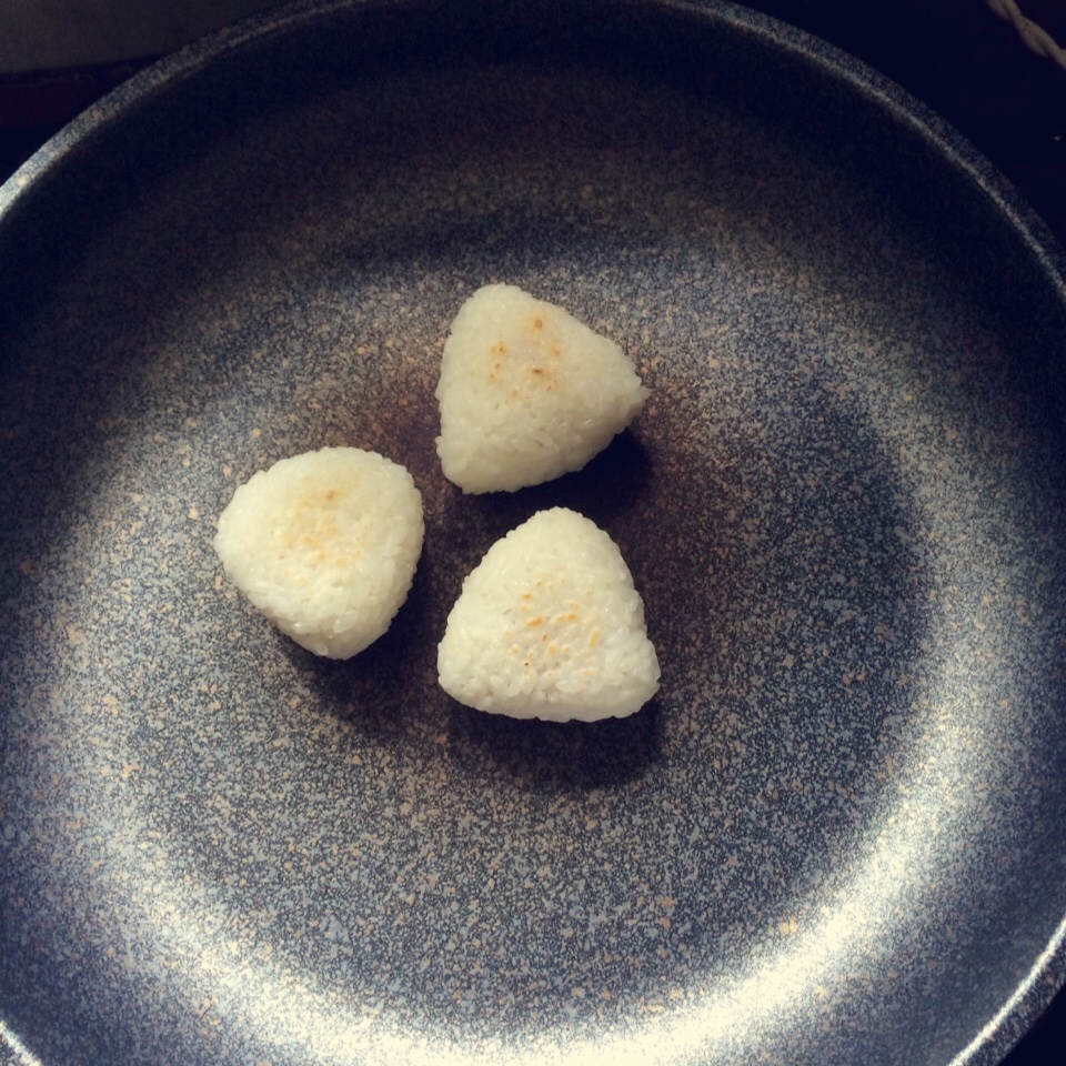 烤饭团