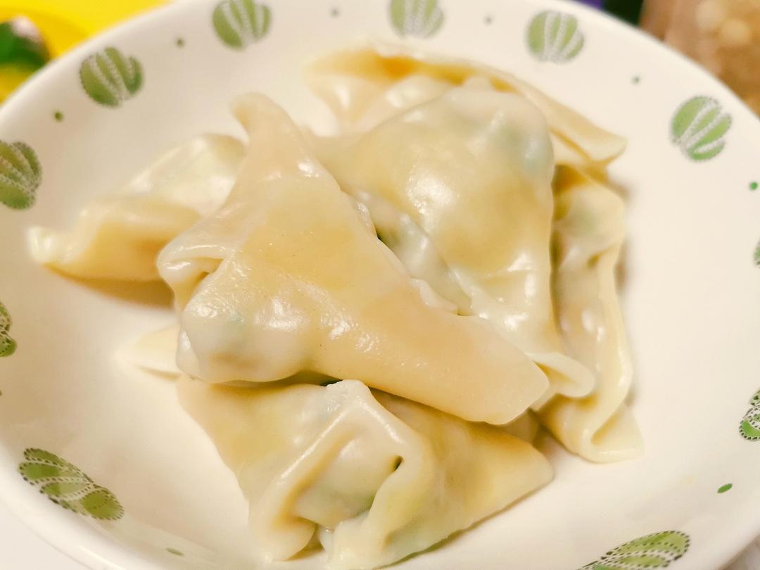 香菇青菜猪肉馅大馄饨