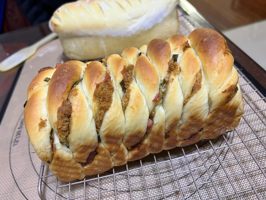 肉松吐司【超多料香爆马苏里拉】
