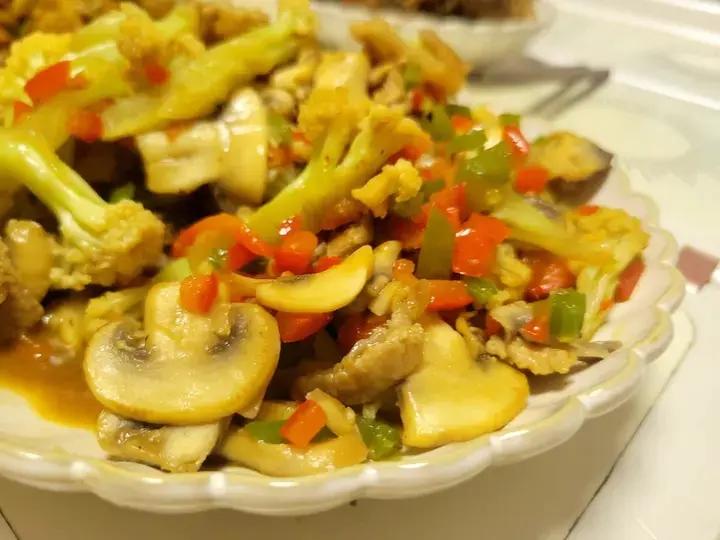 清脆爽韧！干锅菜花绝顶香的保姆级教程！