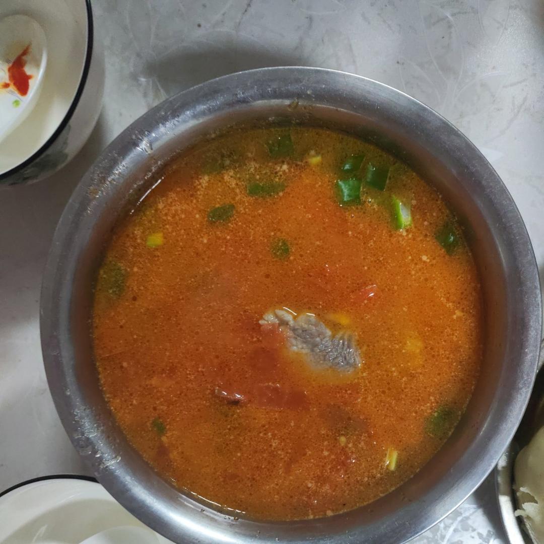 酸爽开胃的番茄肉片汤！大人小孩都爱吃！