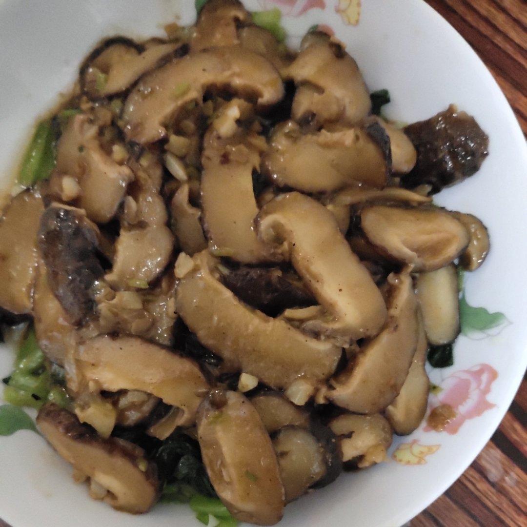 蚝油香菇小油菜