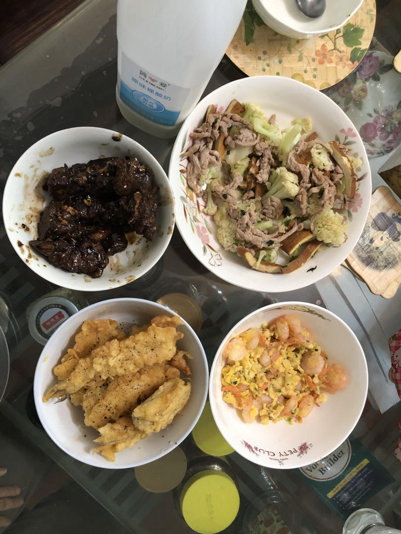 花菜炒肉丝豆干