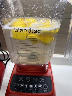 鲜榨柠檬汁的做法 步骤1