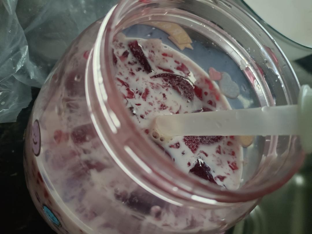 缤纷水果冻撞奶