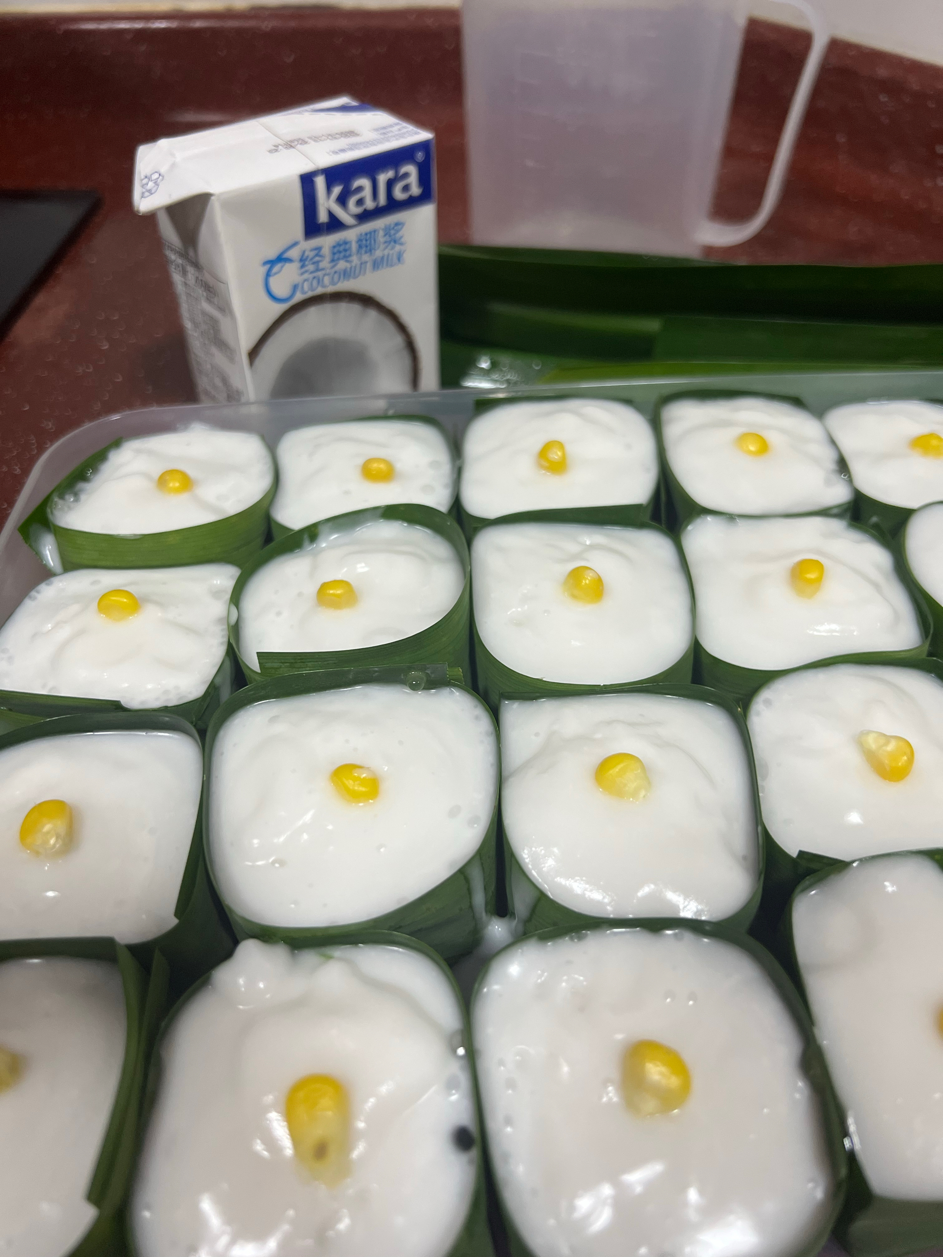 泰国椰汁西米糕- 有详细班兰盒子折叠方法（原创）