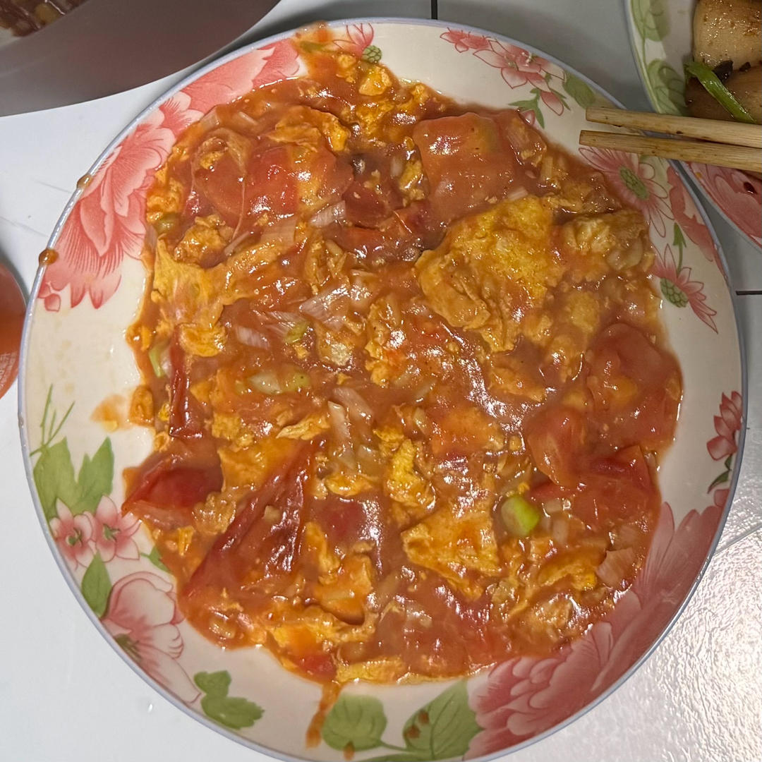 西红柿炒鸡蛋的做法