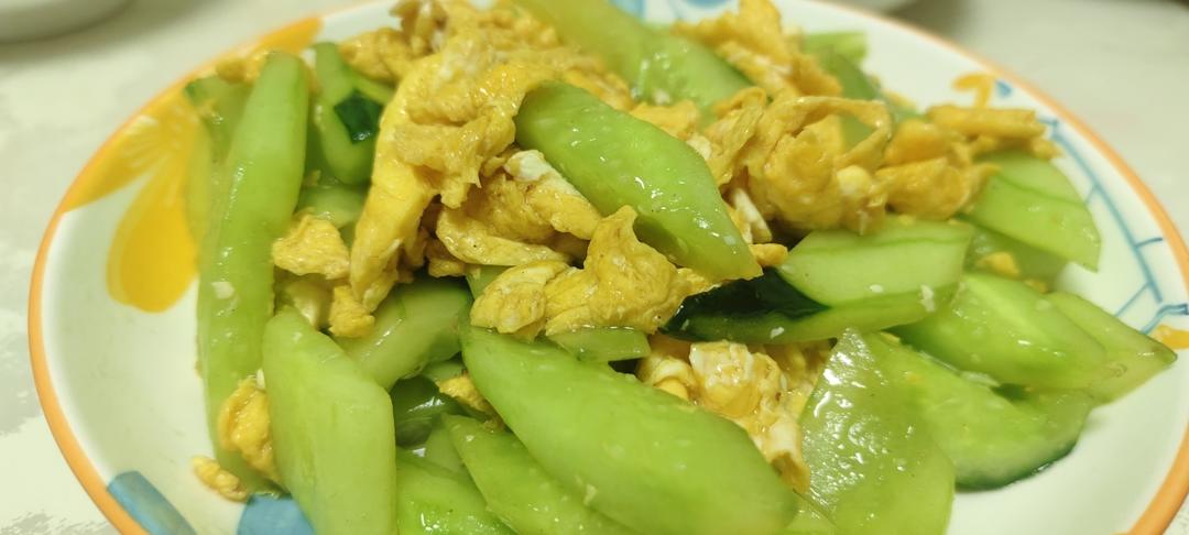 黄瓜炒鸡蛋 （青瓜炒鸡蛋）