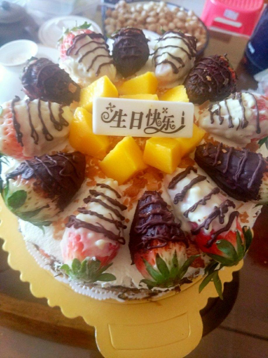 草莓巧克力裸蛋糕