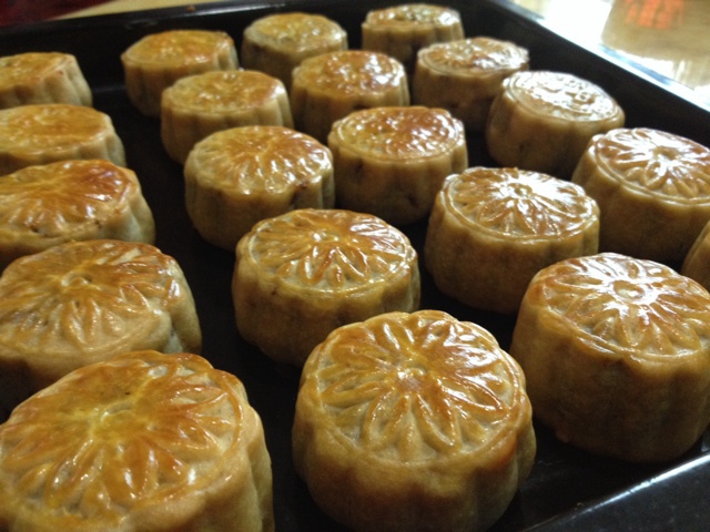 广式豆沙月饼
