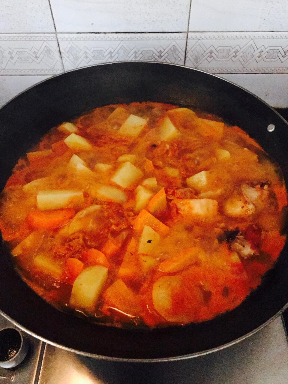韩国料理——炖辣鸡翅(닭도리탕)