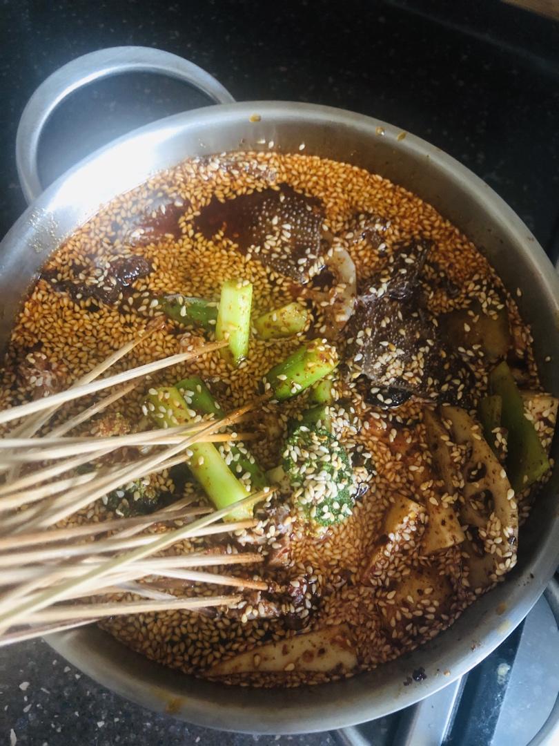 藤椒钵钵鸡冷串串