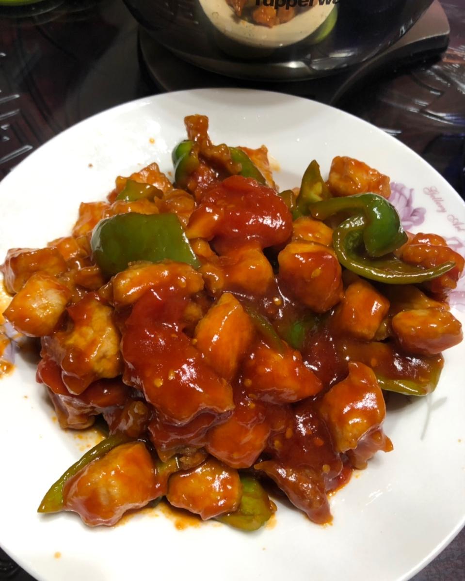 厨师长教你：“咕咾肉”的家常做法，酸甜可口味道很赞，先收藏了