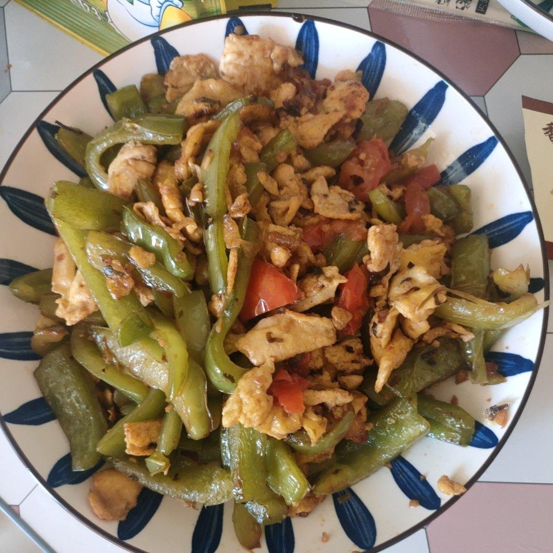 青椒（圆椒）炒鸡蛋
