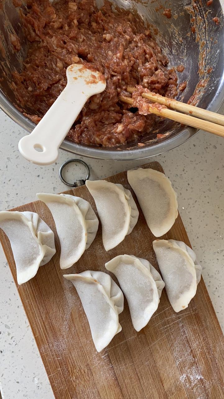 猪肉馅饺子的做法