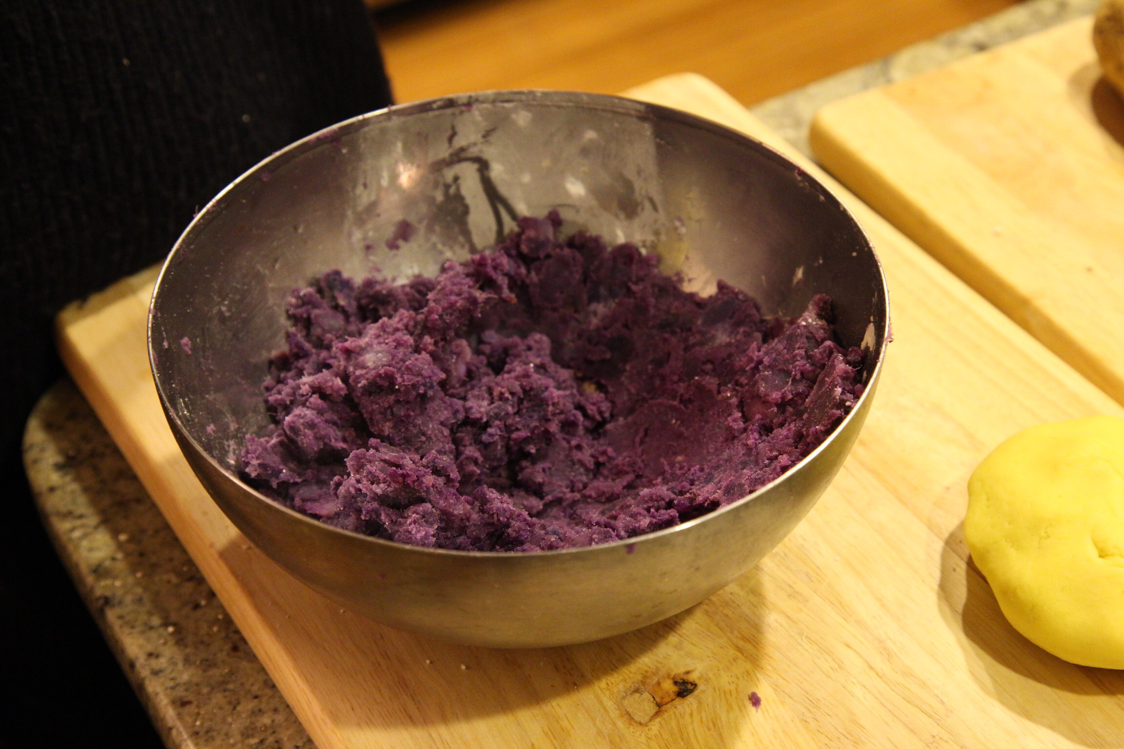 紫米配芋圆的做法 步骤2
