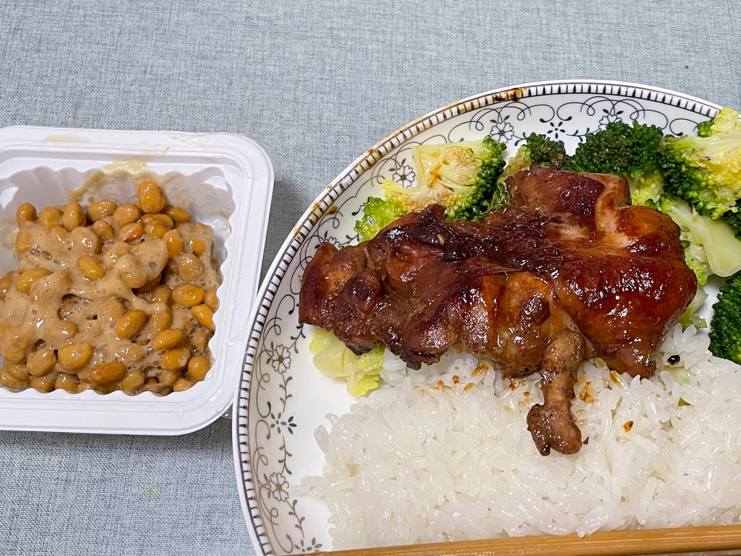 照烧鸡腿饭
