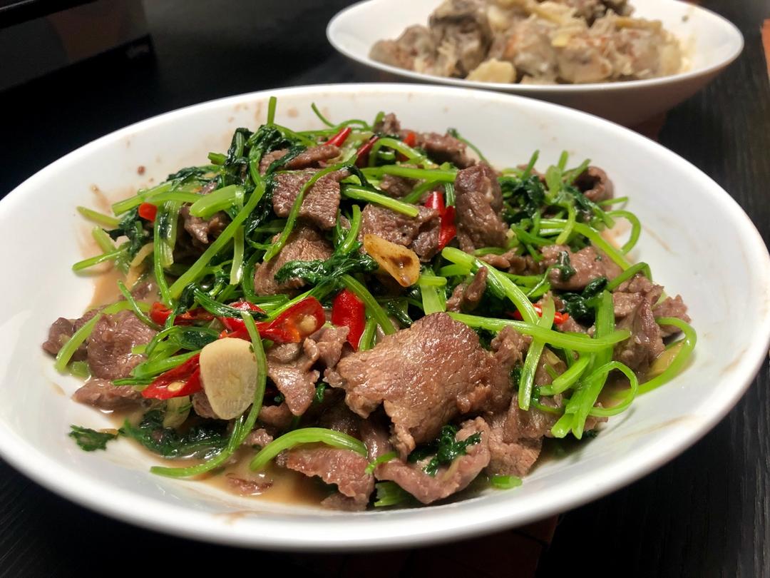 香菜牛肉