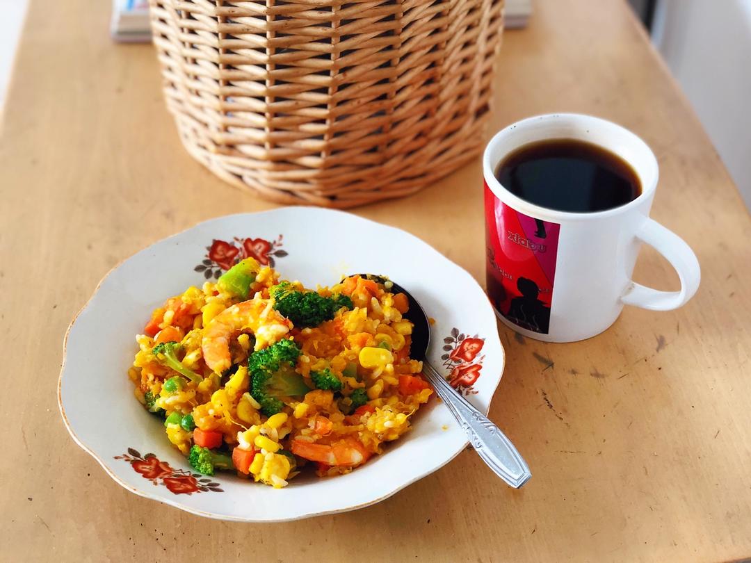 减脂餐（无调料低卡糙米炒饭）