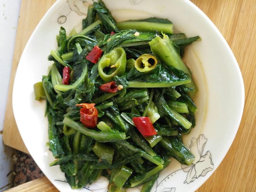 清炒油麦菜