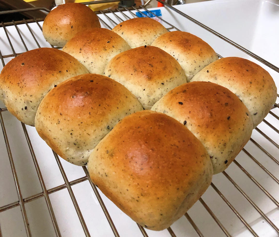 🥛超简单快手，柔软拉丝，一次发酵，牛奶小餐包