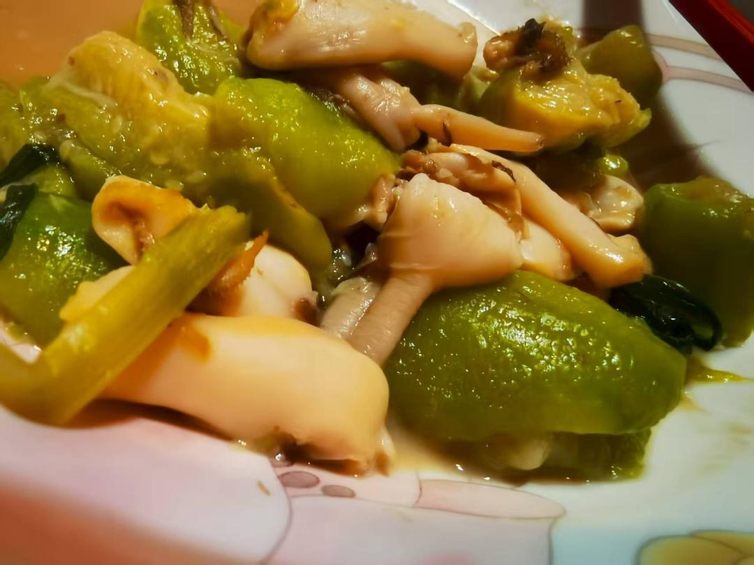 丝瓜炒蛏子