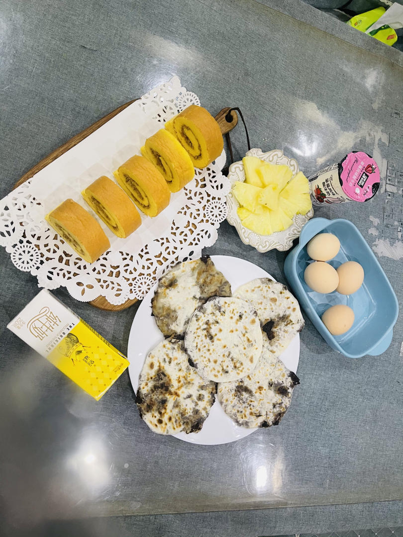 懒人版小美肉松瑞士卷（海绵肉松蛋糕卷）