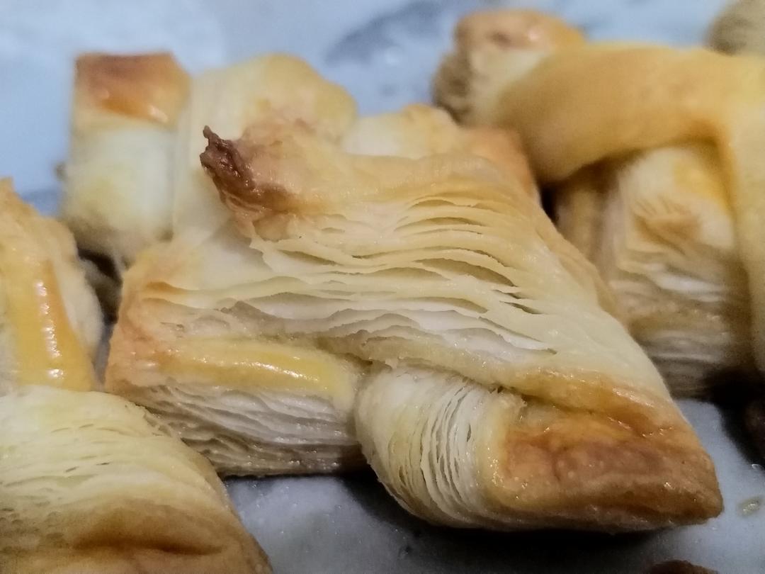 基础千层酥皮做法--附果酱酥、风车酥、蝴蝶酥和羊角酥整形