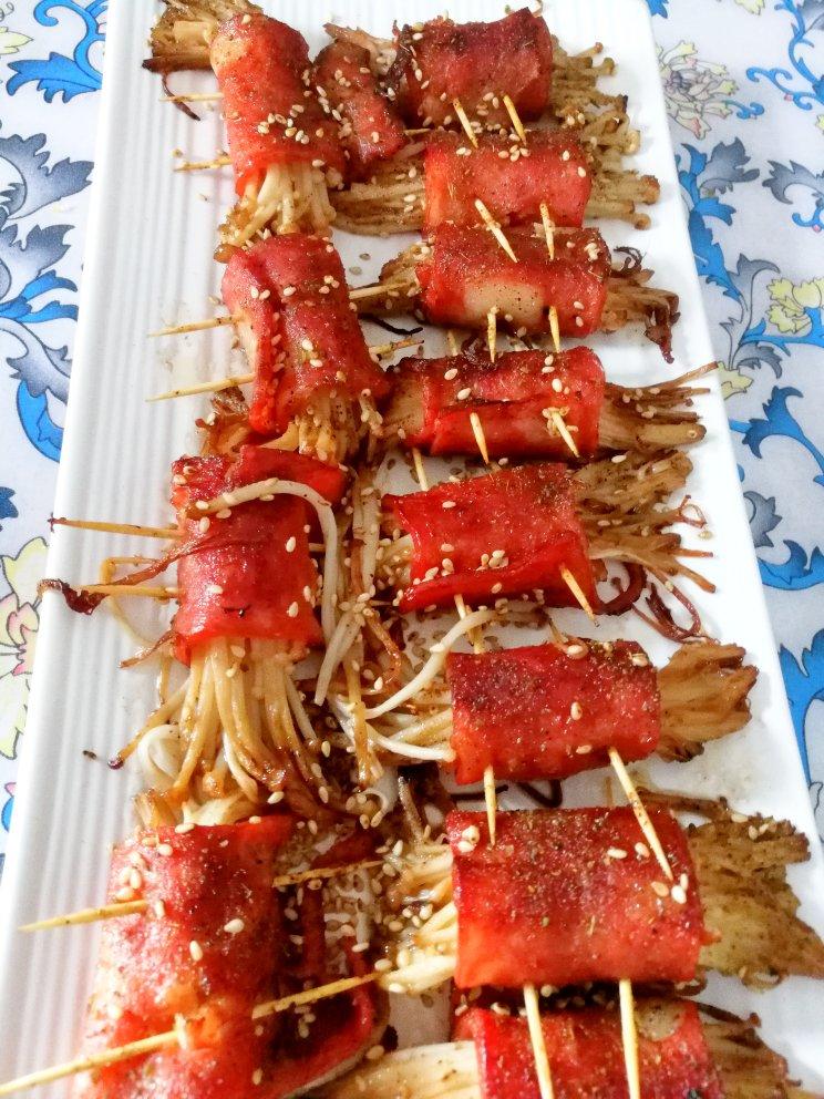 香煎培根金针菇卷