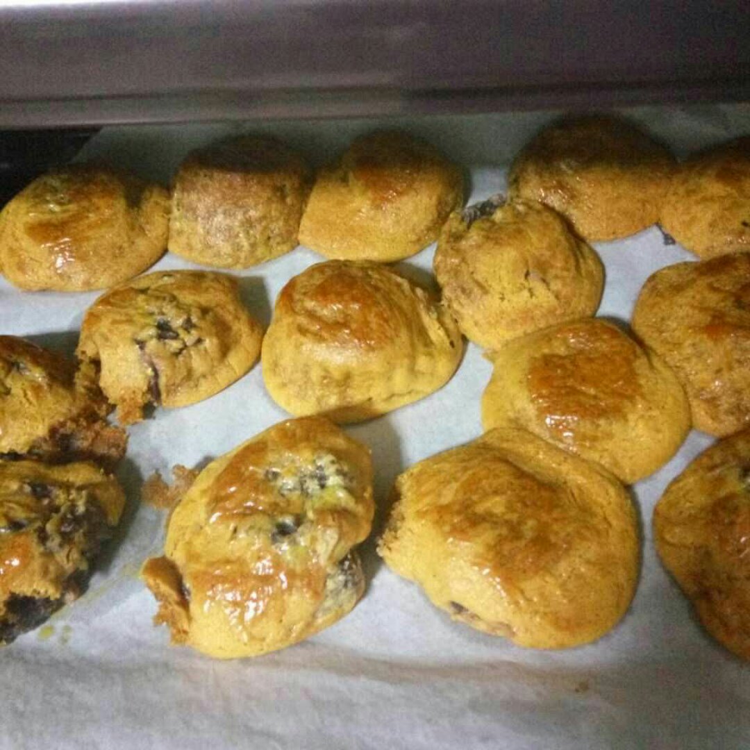 广式月饼——蛋黄莲蓉月饼