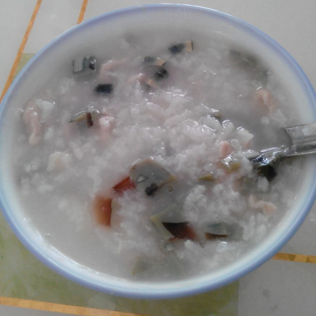 皮蛋瘦肉粥