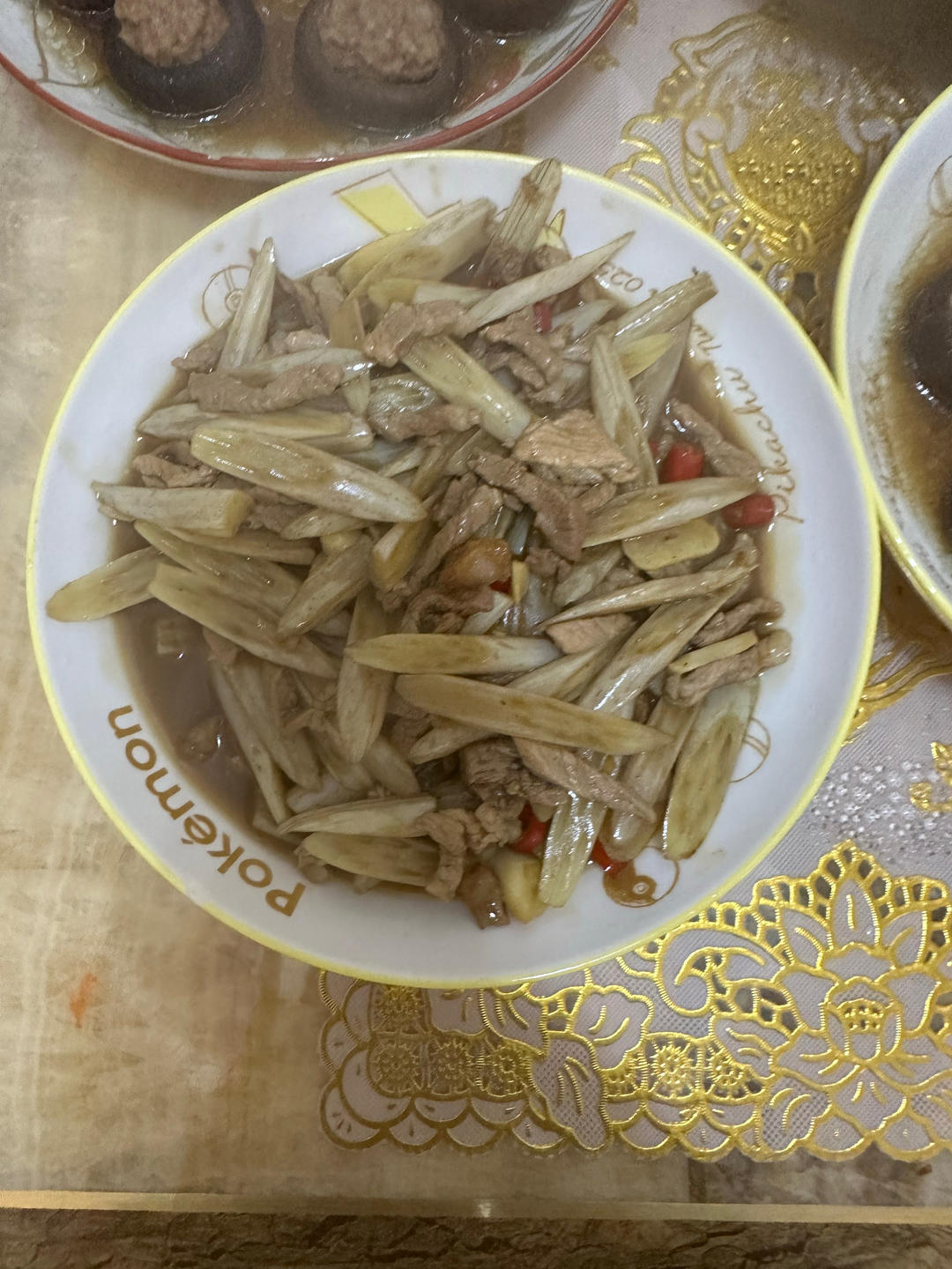 能干掉几碗饭的酸辣藕带炒肉丝