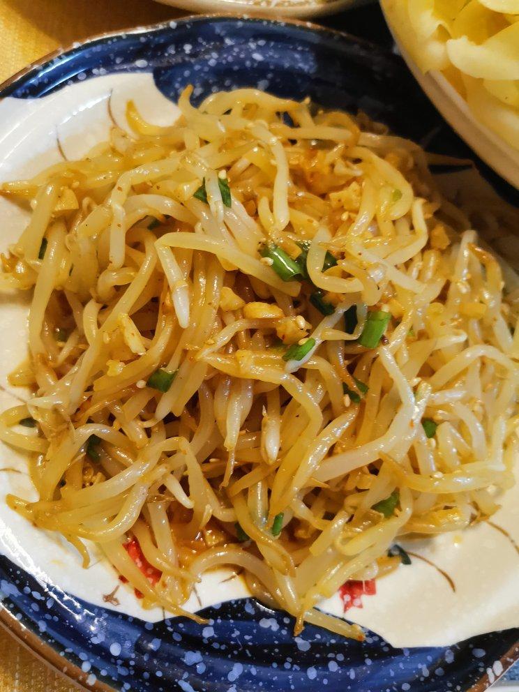 低脂低卡的凉拌豆芽