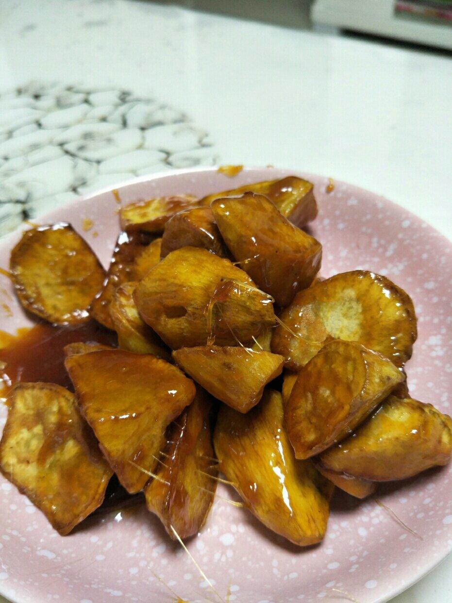 学做菜的美妈做的拔丝地瓜