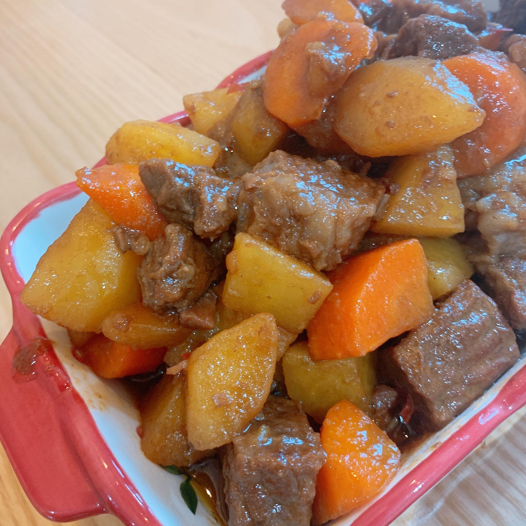土豆焖牛腩