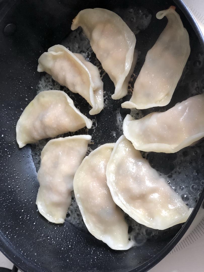 脆底煎饺