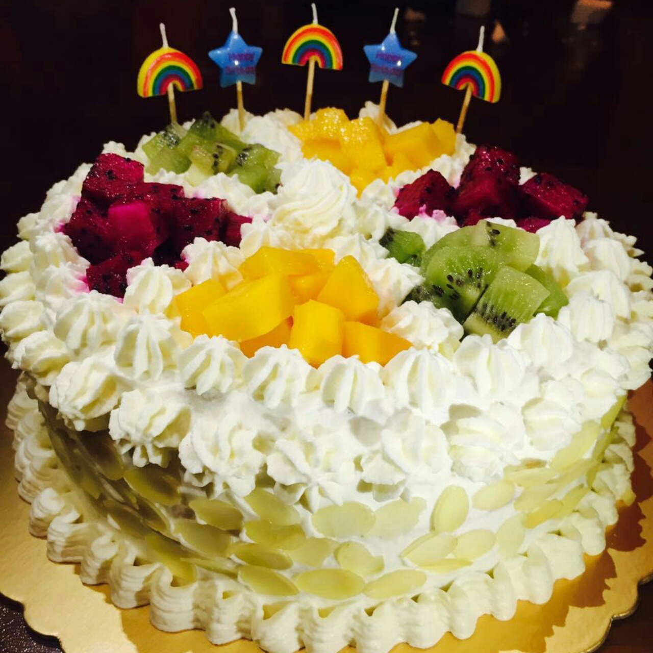 水果花格奶油蛋糕