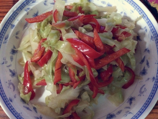 阿婆手撕包菜