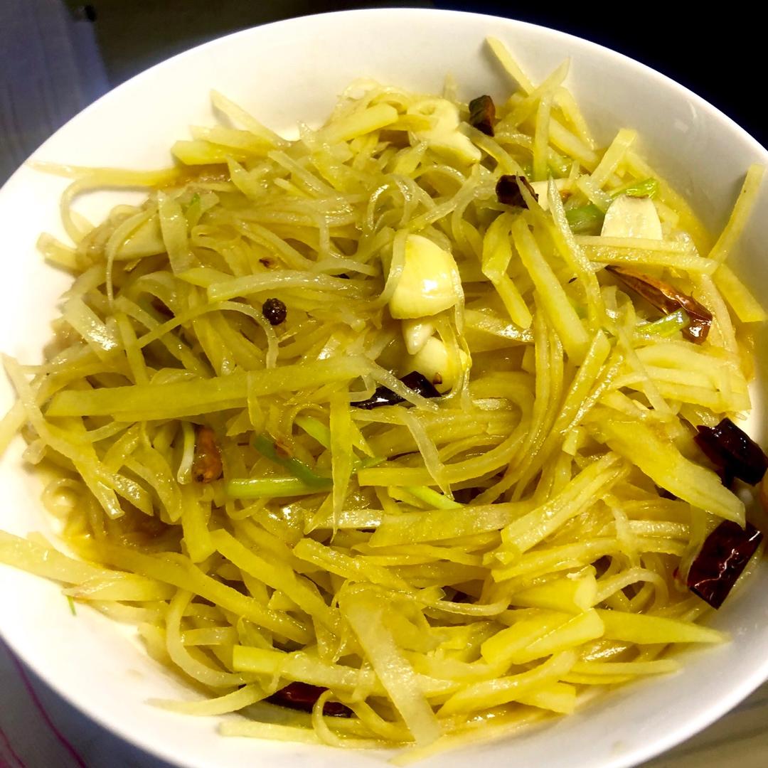 在家也能做出馆子味儿的醋溜/炝炒/酸辣土豆丝（就是那道看似简单，实则步步玄机的土豆丝）