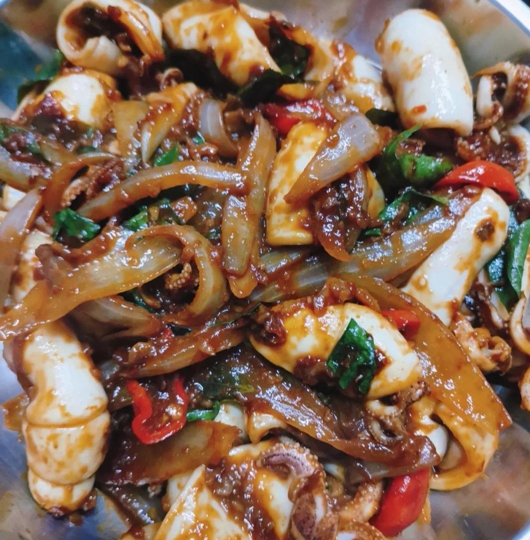 甘香鱿鱼的做法