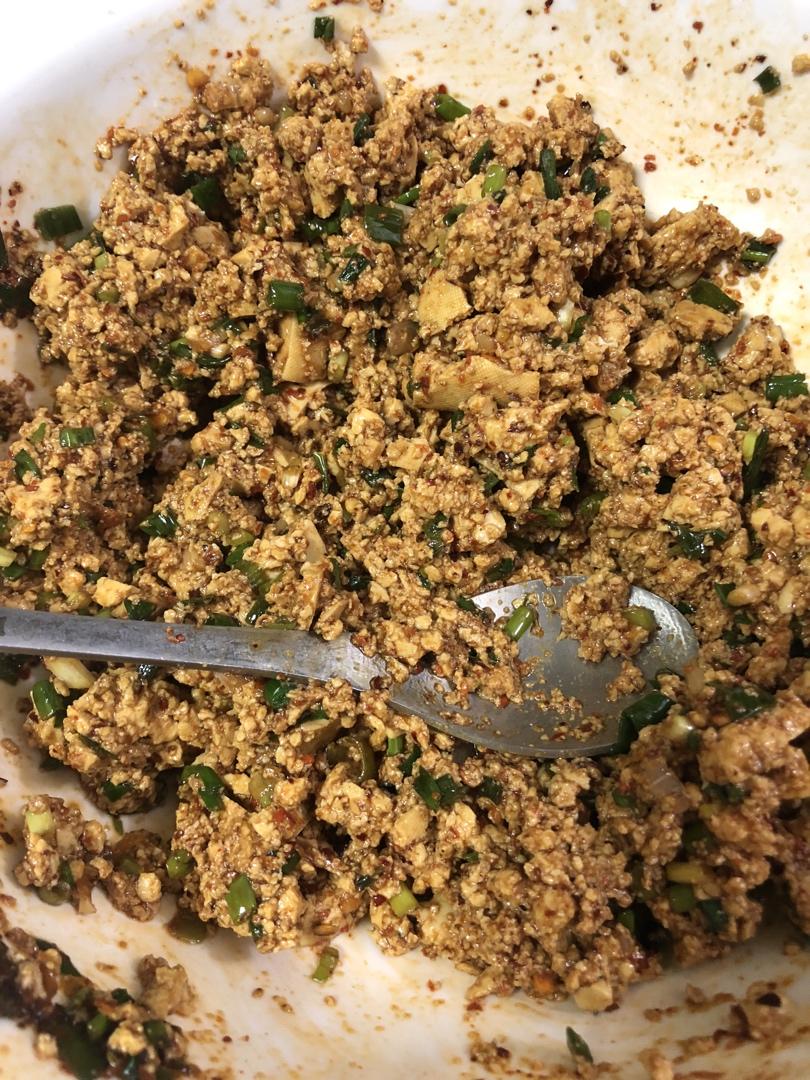 超级简单 零失败的黑全麦香辣豆腐包（减脂期也可以吃的包子）