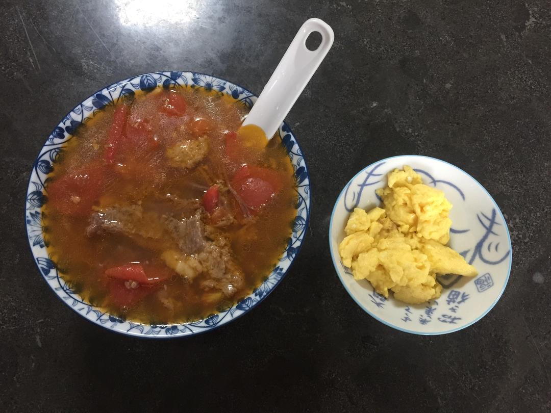 牛肉罐头番茄汤的做法