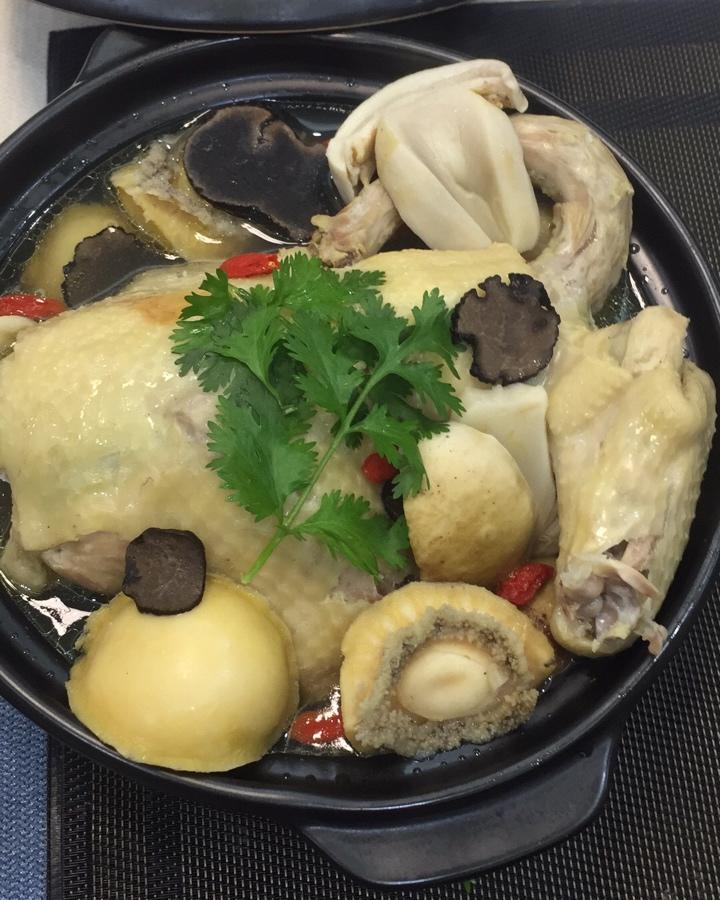 松茸鲍鱼鸡汤