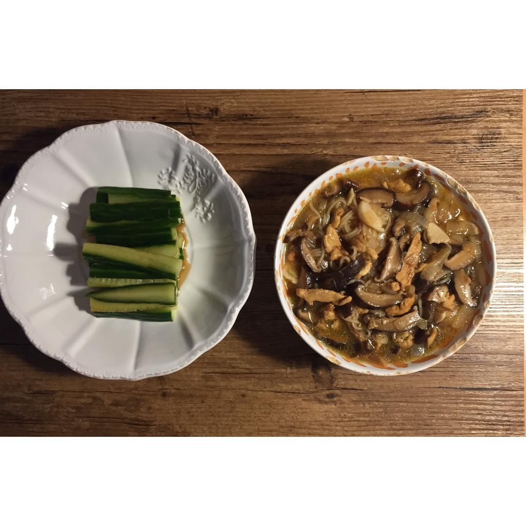 香菇鸡丝面