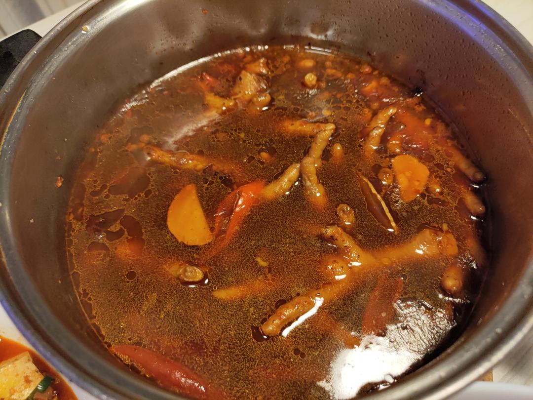 “销魂”卤鸡爪